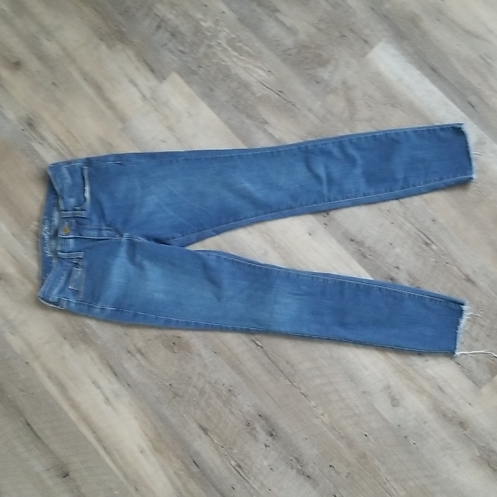 Universal Thread High Rise Skinny Crop Cutoff Jean Size 0